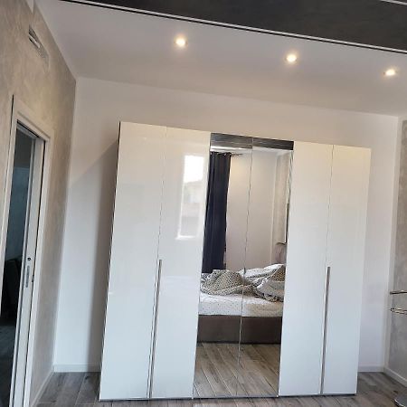 Residenza Giulia Apartment Brescia Exterior foto